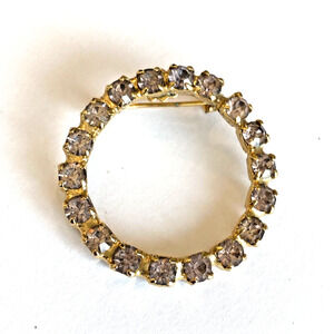 Vintage Wreath Brooch Mid Century Circle Pin Goldtone & Light Pink Rhinestones